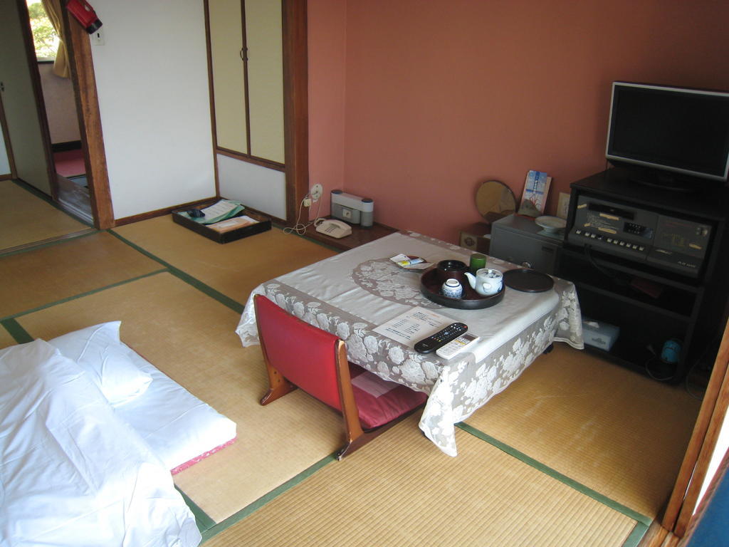 Kajiya Ryokan Futtsu Pokój zdjęcie